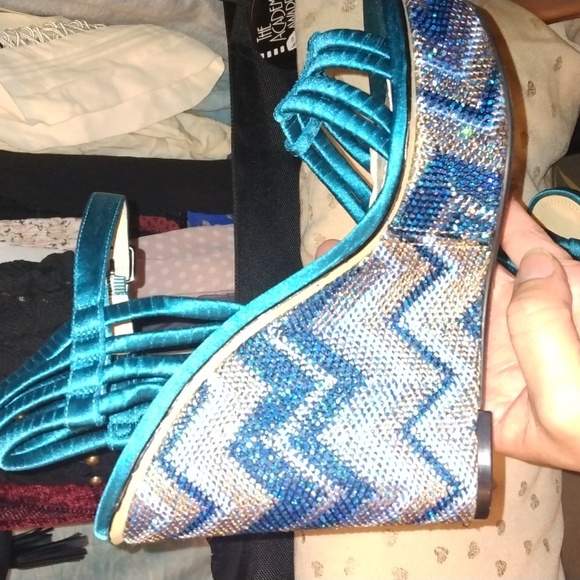 Enzo Angiolini women's vibrant blue wedge sz 8 1/2 New - Picture 8 of 17